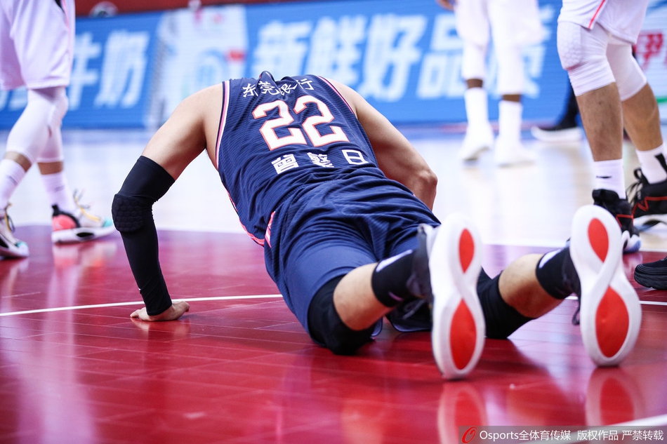 [CBA总决赛]辽宁115-113广东