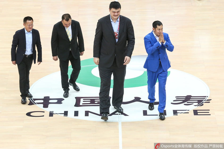 江湖再无张三疯！张庆鹏退役仪式