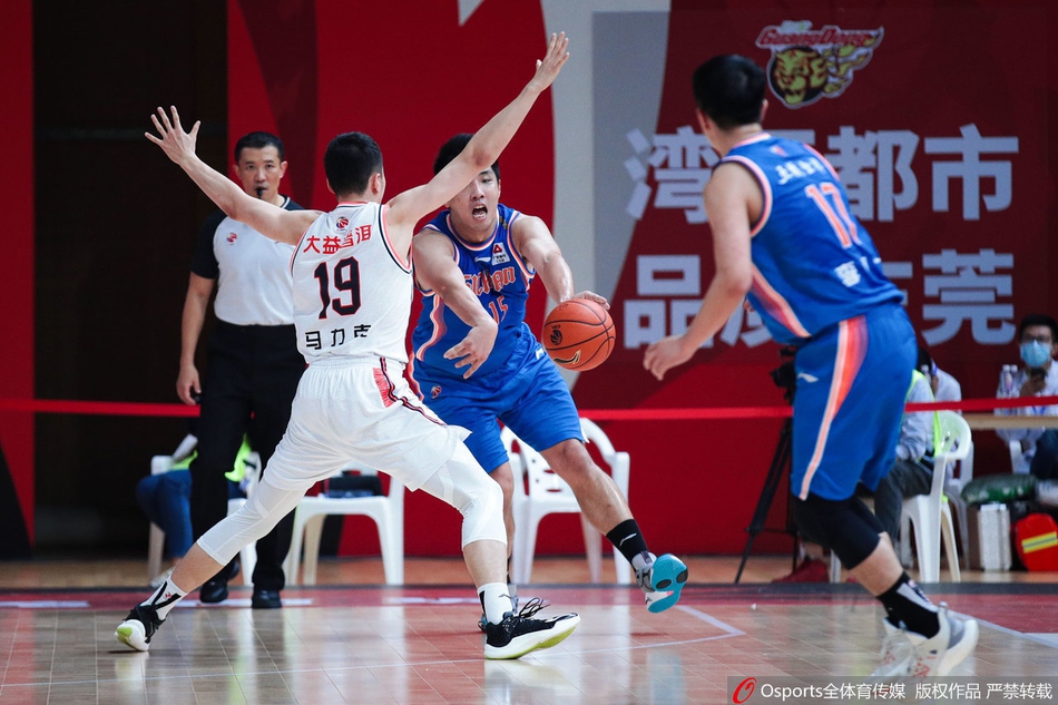 [CBA第10轮]广东121-90四川