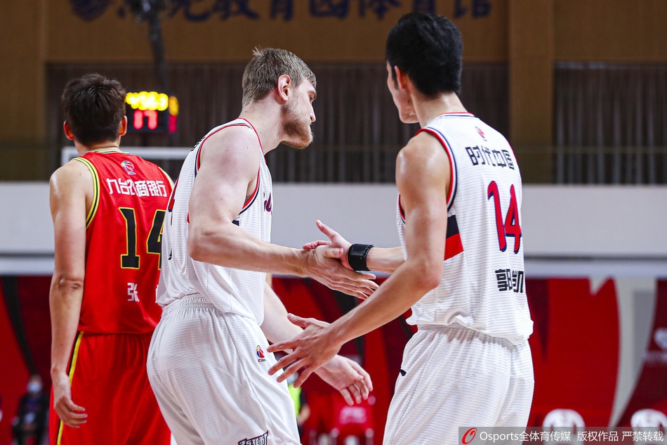 [CBA第12轮]广州94-101吉林
