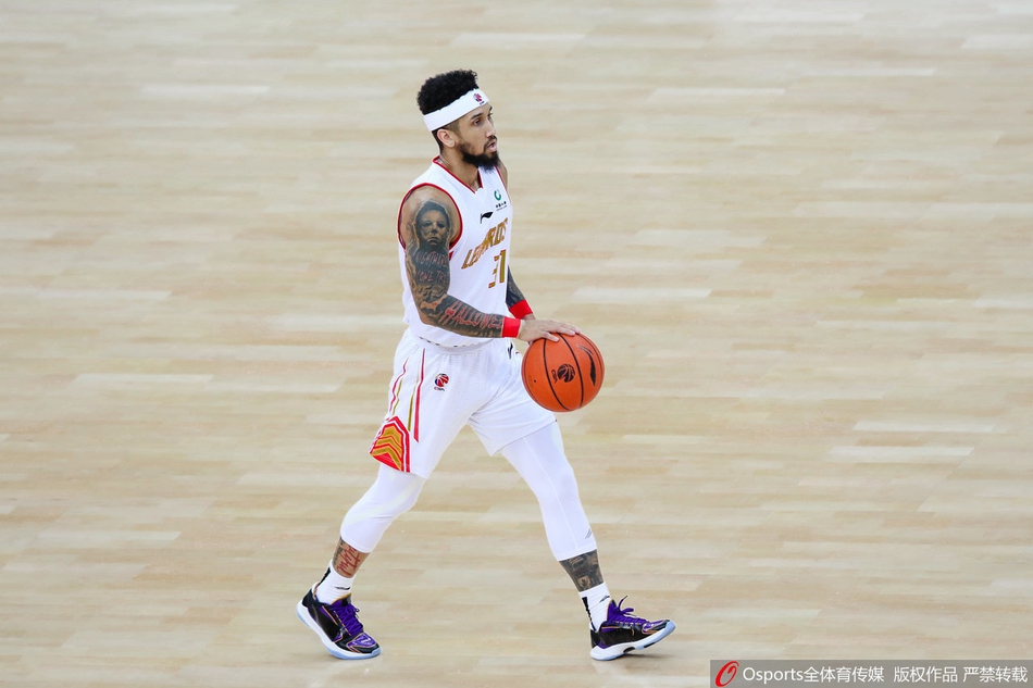 CBA第14轮：山西107-112深圳