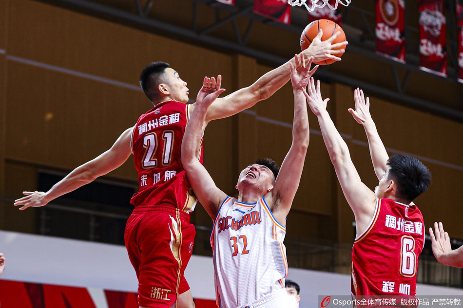 CBA第14轮：四川99-130浙江