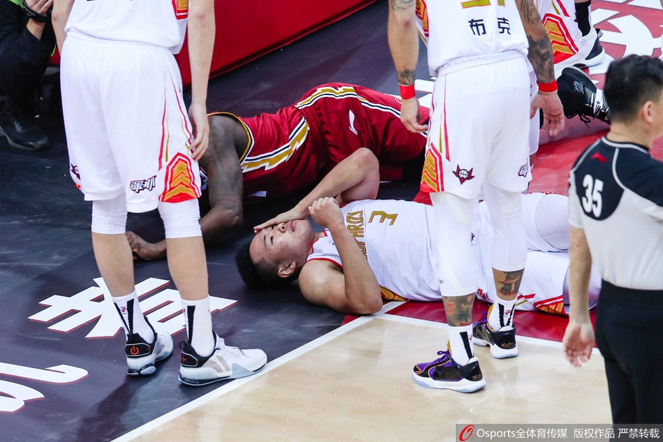 CBA第14轮：山西107-112深圳