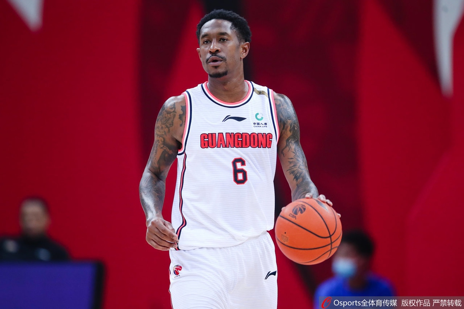 CBA第16轮：广东132-104深圳