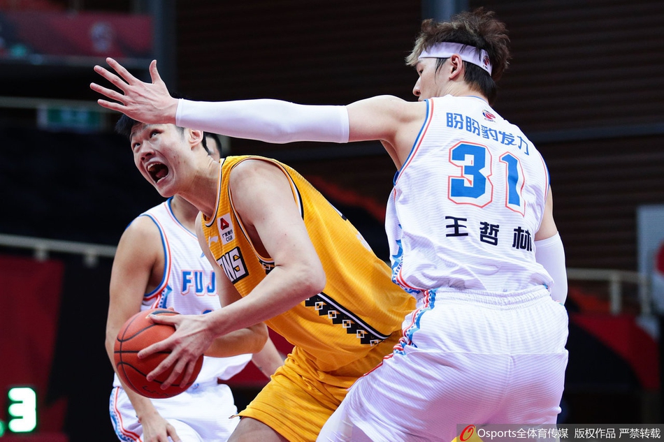 CBA第18轮：福建100：125广厦