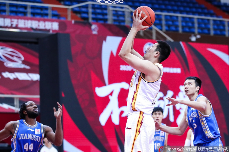 CBA第20轮：山西100-84江苏肯帝亚