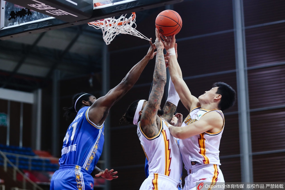 CBA第20轮：山西100-84江苏肯帝亚