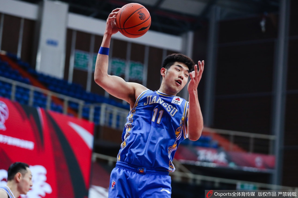 CBA第20轮：山西100-84江苏肯帝亚