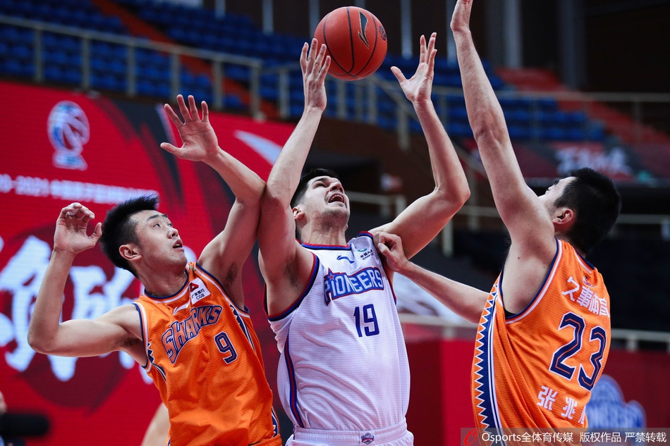 CBA第20轮：天津113-94上海