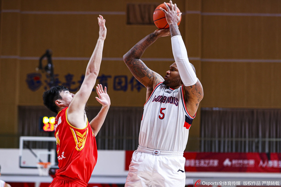 CBA第20轮：广州96-98深圳