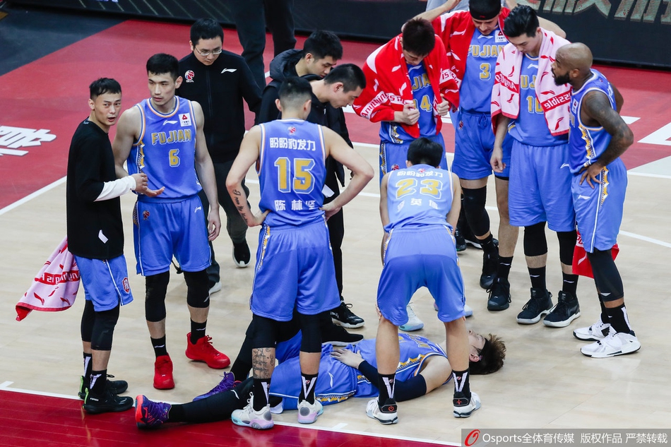 CBA第21轮：四川113-121福建