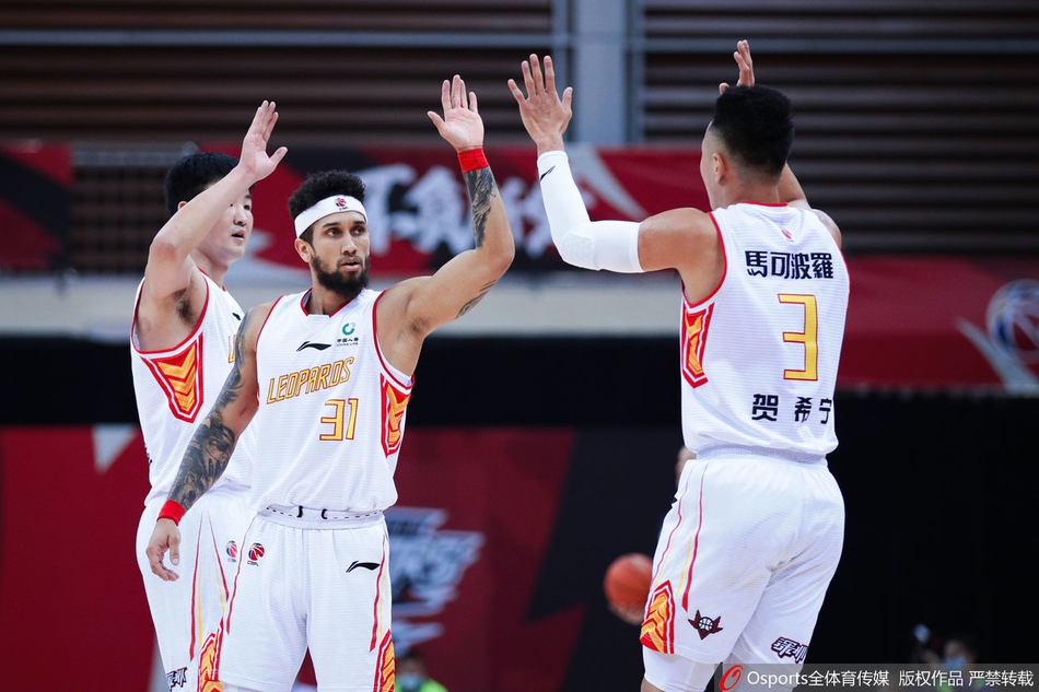 CBA第22轮：深圳100-84北京