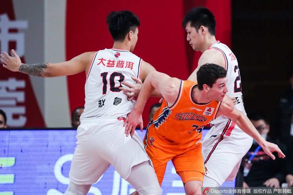 CBA第24轮：广东92-117上海