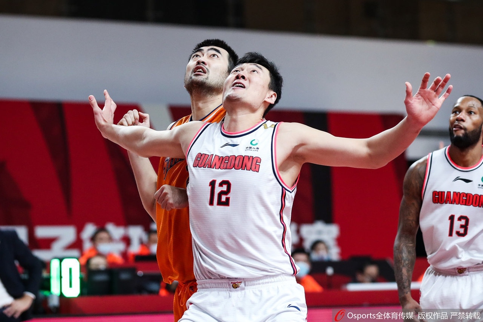 CBA第24轮：广东92-117上海