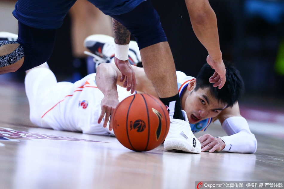 CBA第26轮：广东132-95新疆