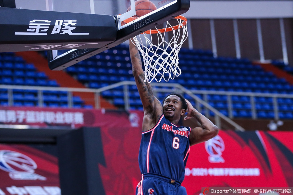 CBA第26轮：广东132-95新疆