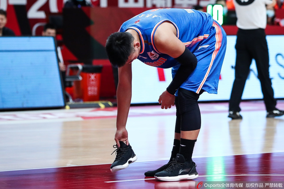 CBA第26轮：上海122-102四川