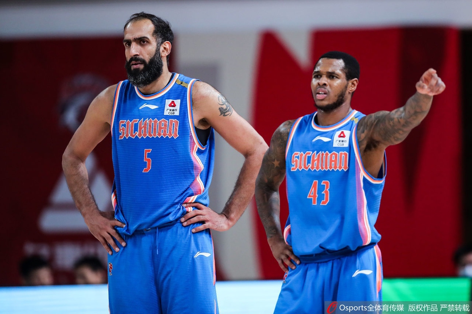 CBA第26轮：上海122-102四川