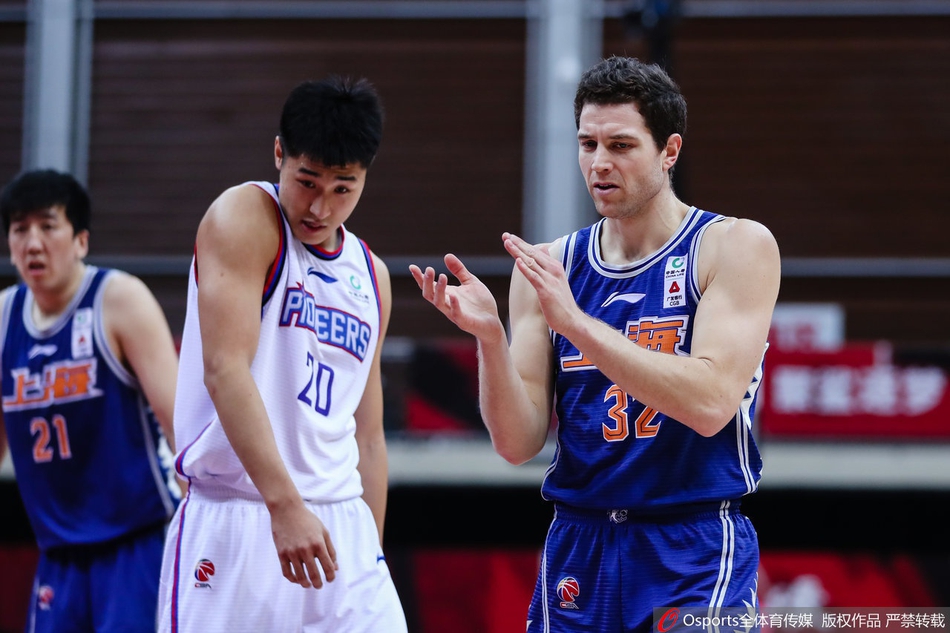 CBA第30轮：上海121-96天津