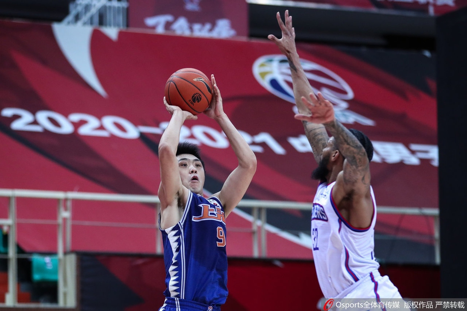CBA第30轮：上海121-96天津