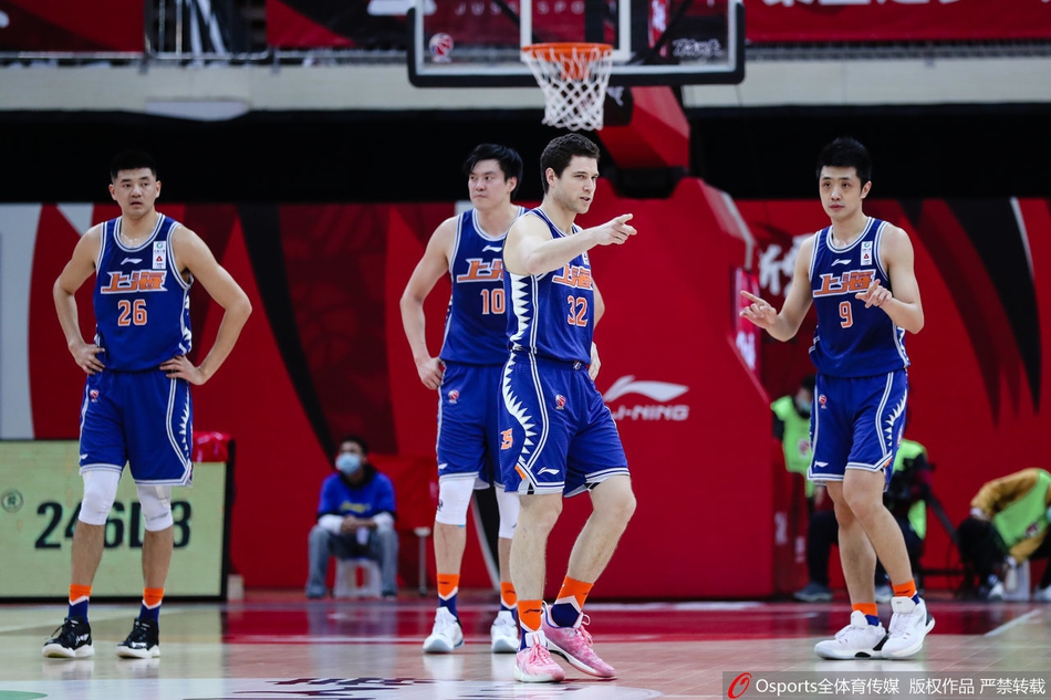 CBA第30轮：上海121-96天津