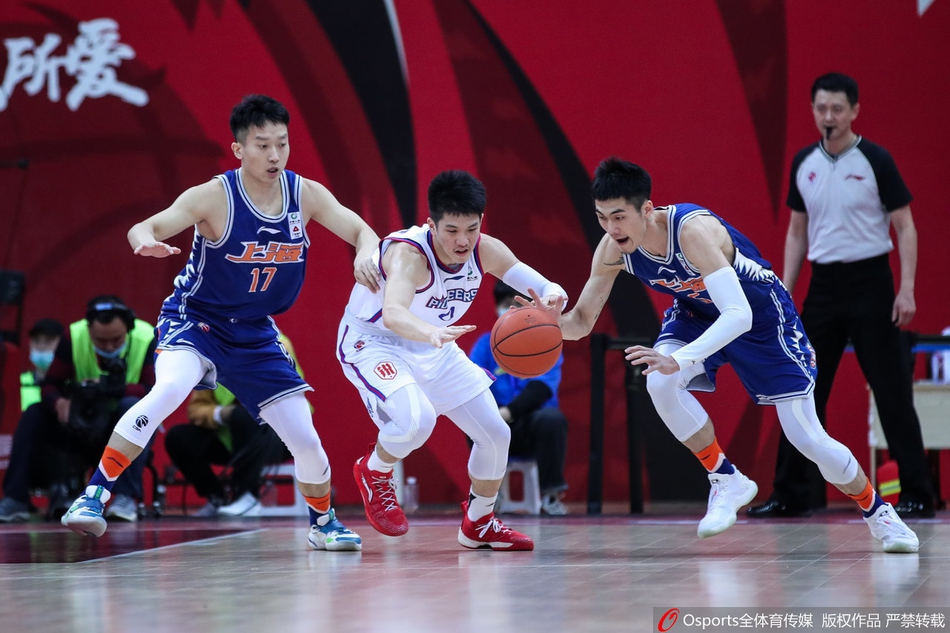 CBA第30轮：上海121-96天津
