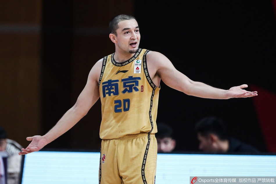 CBA第30轮：同曦92-99广厦