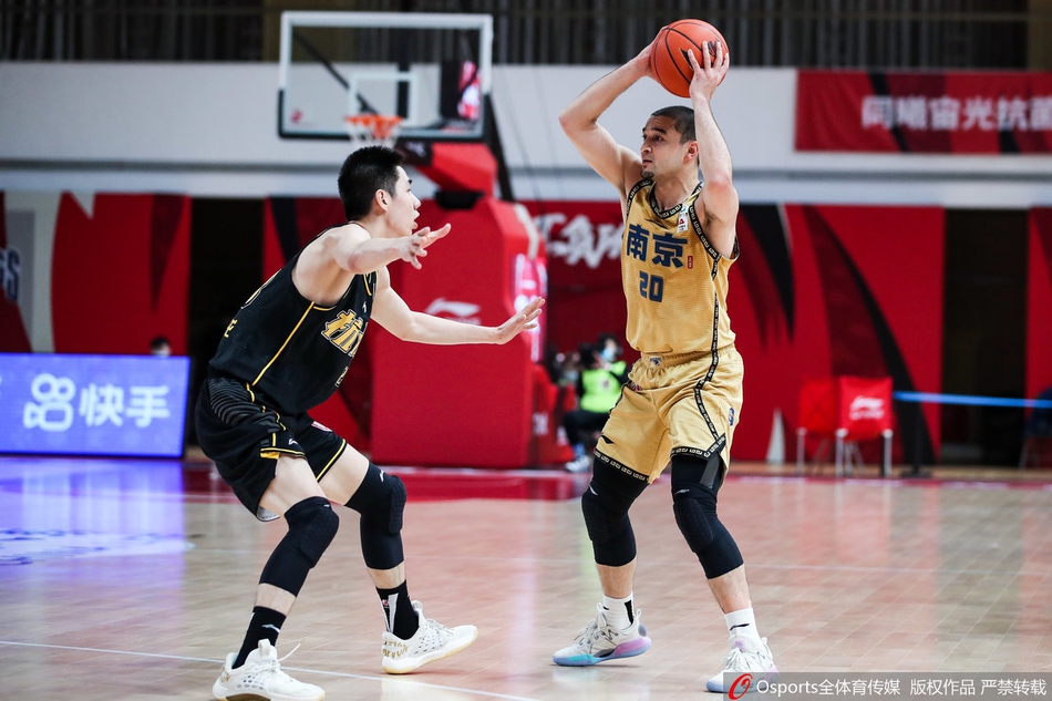 CBA第30轮：同曦92-99广厦