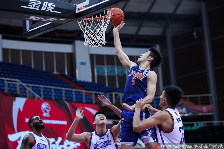 CBA第30轮：上海121-96天津