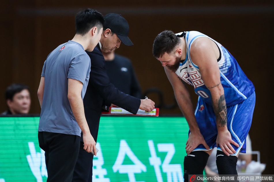 CBA第30轮:新疆109-99吉林