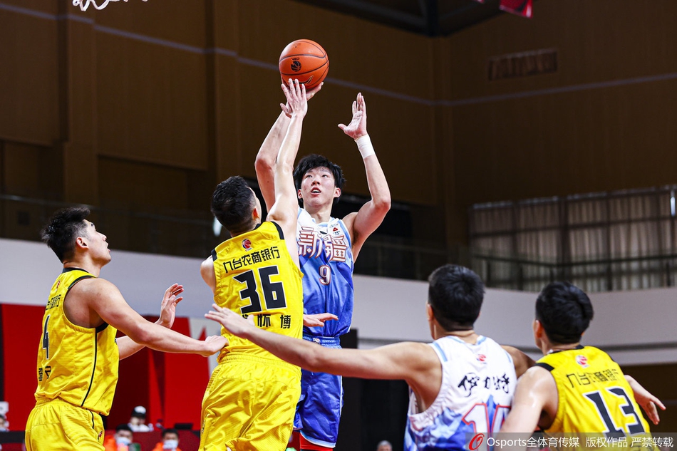 CBA第30轮:新疆109-99吉林