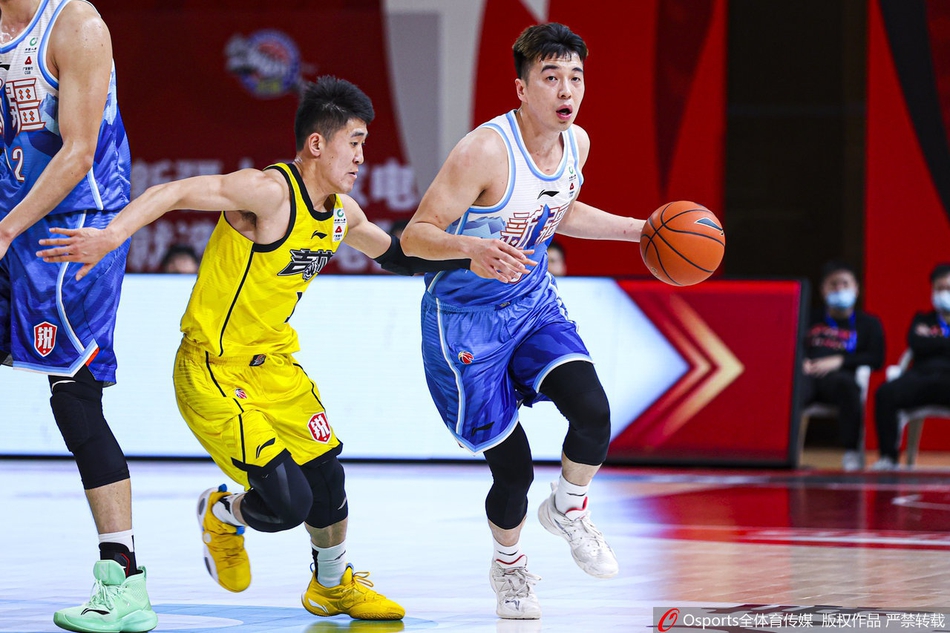 CBA第30轮:新疆109-99吉林