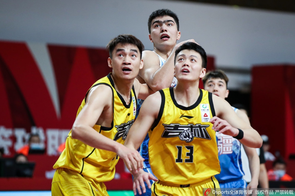 CBA第30轮:新疆109-99吉林