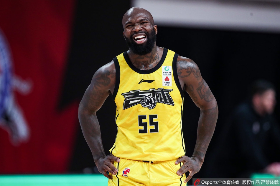 CBA第30轮:新疆109-99吉林