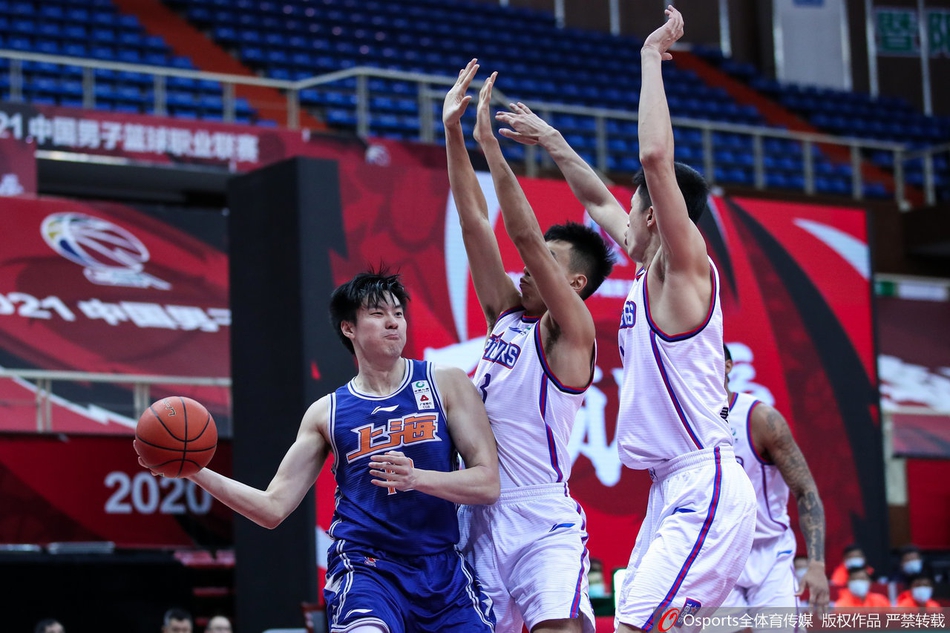 CBA第30轮：上海121-96天津