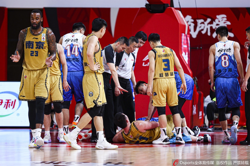 CBA第31轮：同曦100-109新疆
