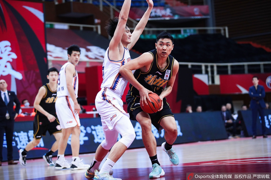 CBA第31轮:广厦117-112上海