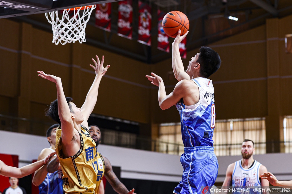 CBA第31轮：同曦100-109新疆