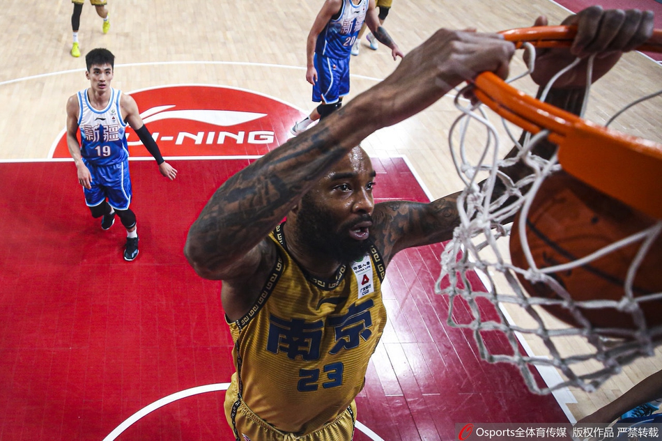 CBA第31轮：同曦100-109新疆