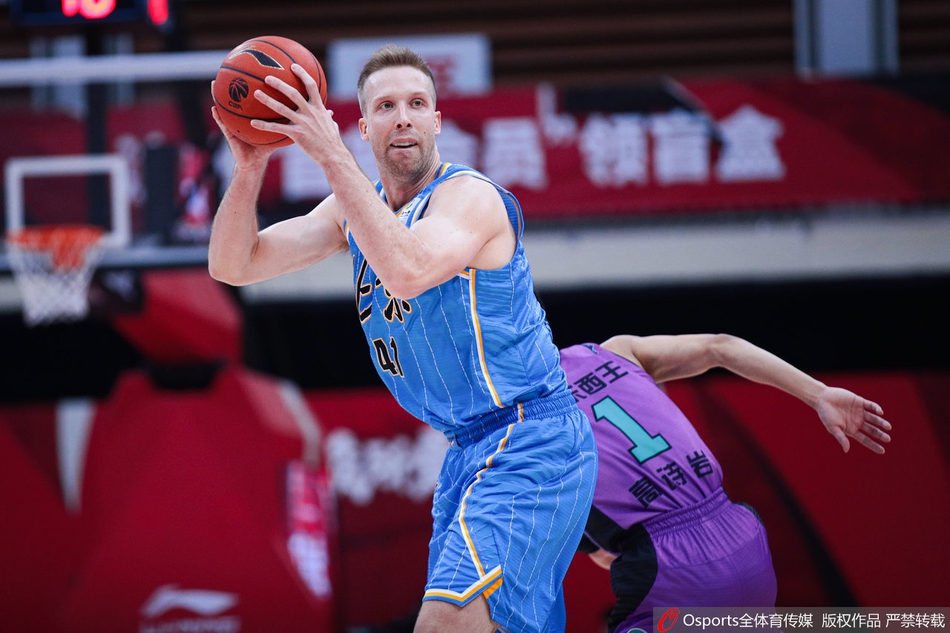 CBA第33轮:北京102-96山东