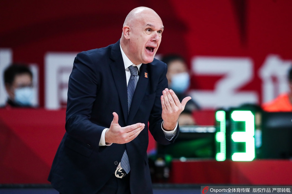 CBA第33轮:新疆108-98上海