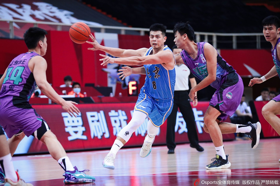 CBA第33轮:北京102-96山东