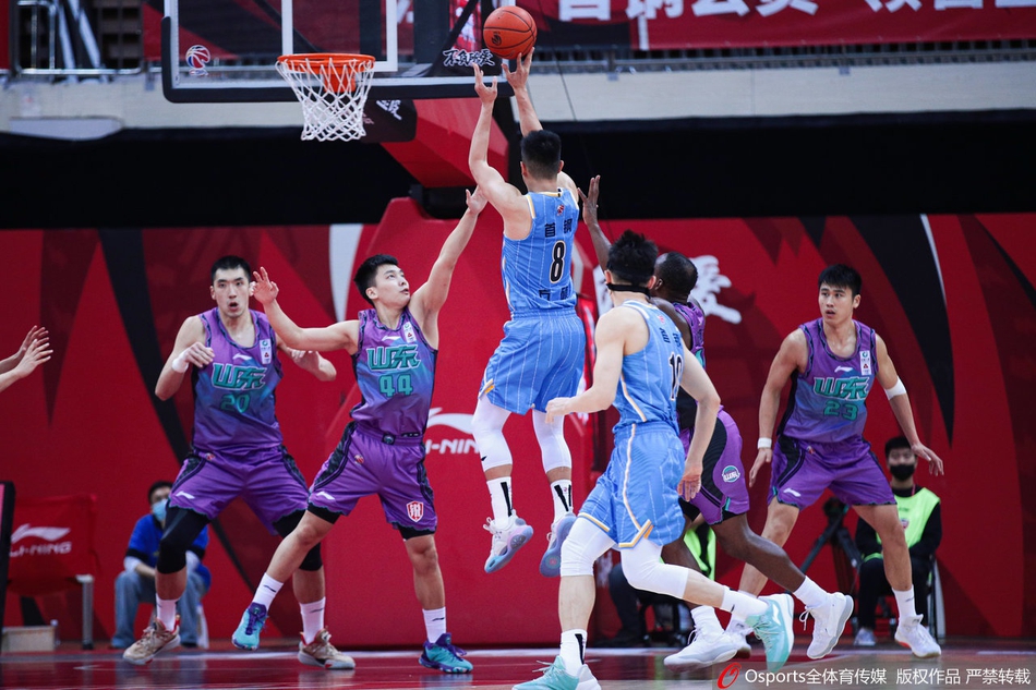 CBA第33轮:北京102-96山东