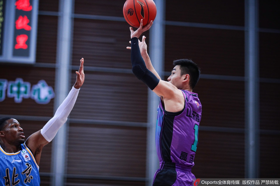 CBA第33轮:北京102-96山东