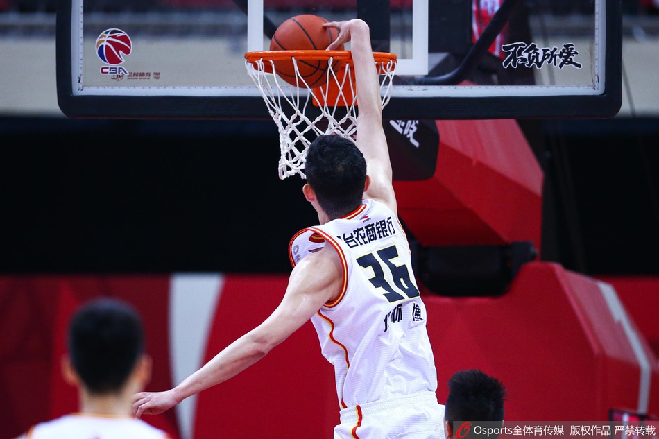 CBA第34轮:同曦125-122吉林