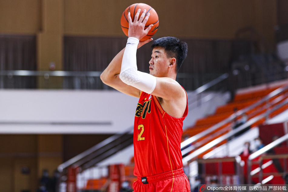 CBA第34轮:深圳111-100江苏