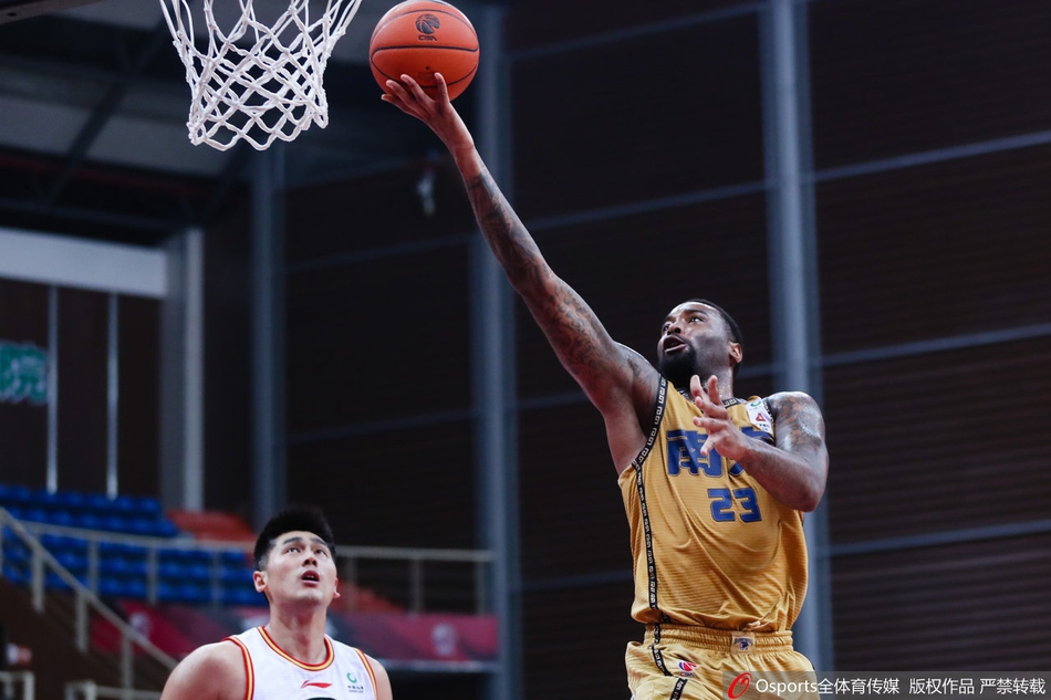 CBA第34轮:同曦125-122吉林