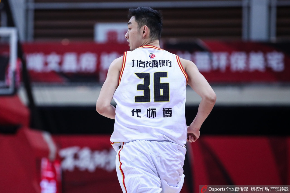 CBA第34轮:同曦125-122吉林