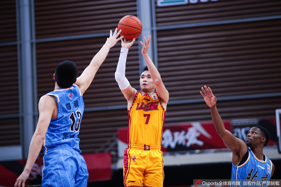 CBA第34轮：山西114-125北京