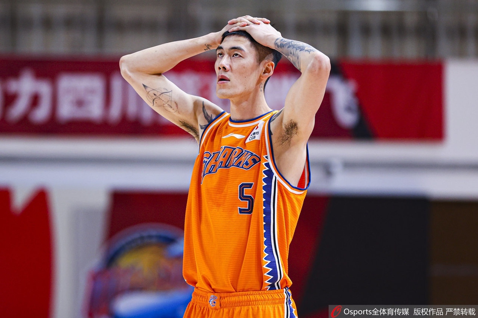 CBA第34轮：四川136-129上海